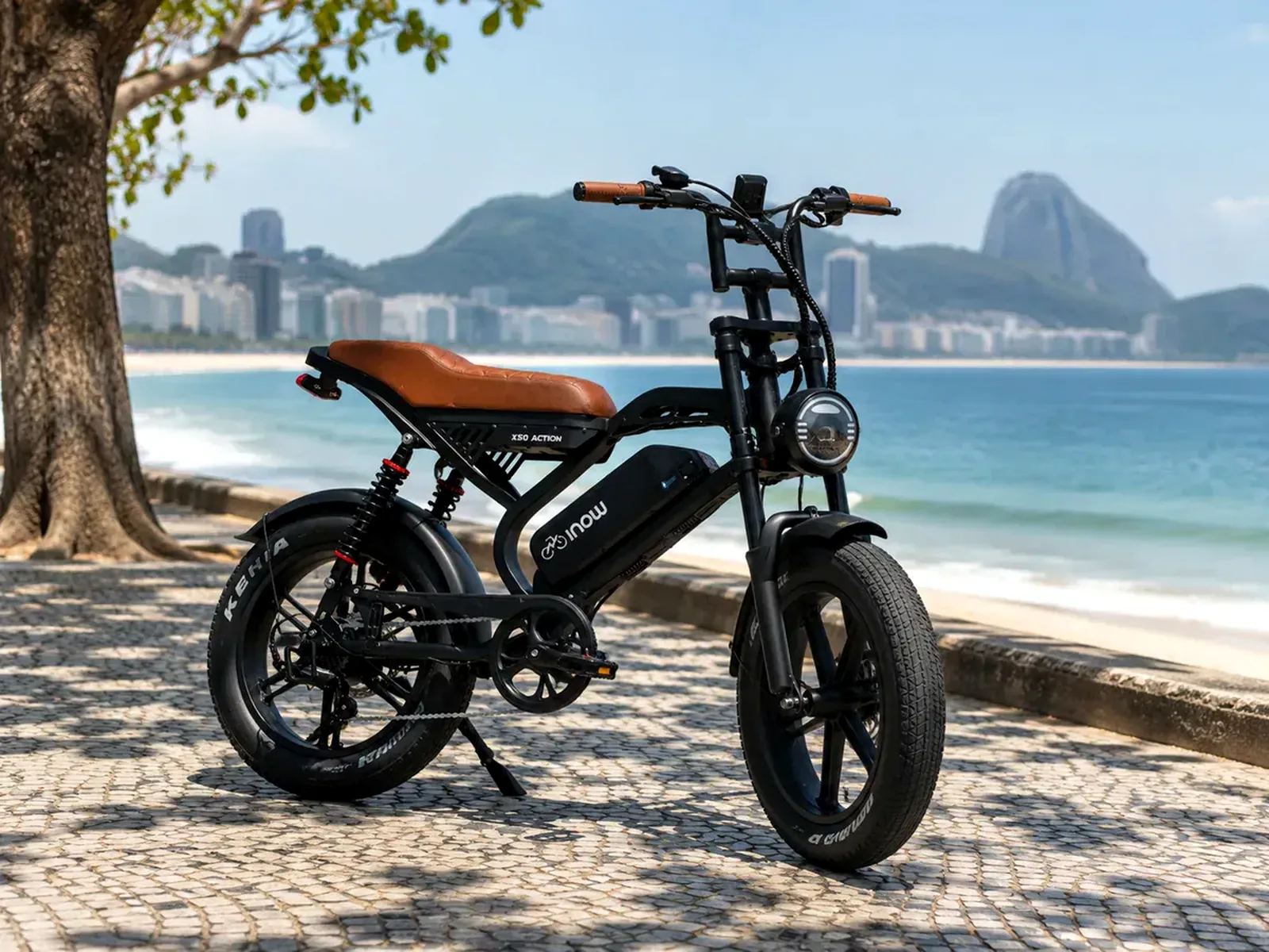 X50 Action Pro no calçadão de Copacabana, Pão de Açúcar ao fundo
